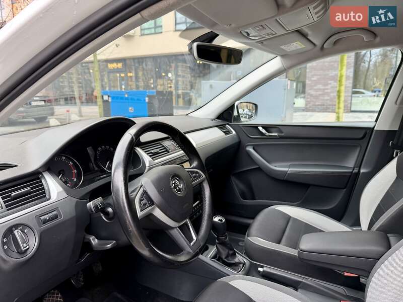 Лифтбек Skoda Rapid 2016 в Киеве