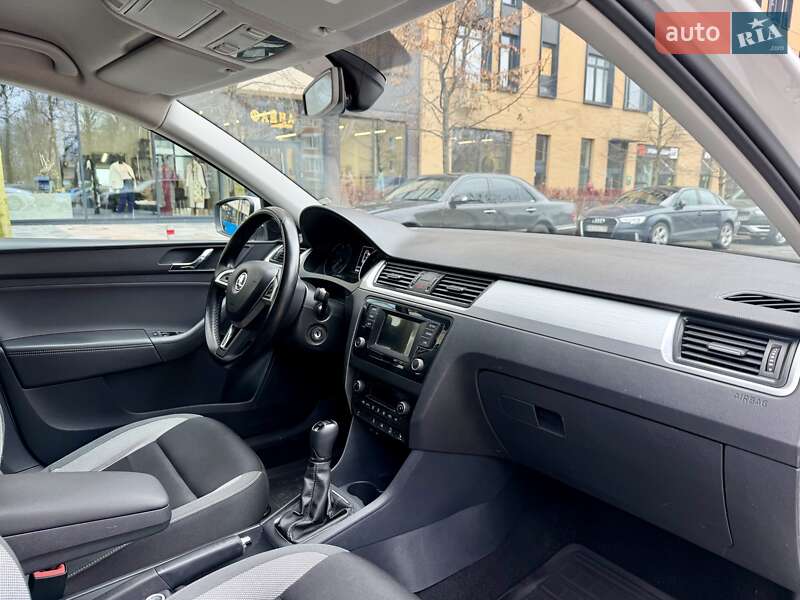 Лифтбек Skoda Rapid 2016 в Киеве