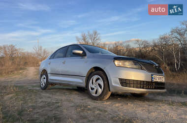 Лифтбек Skoda Rapid 2014 в Днепре