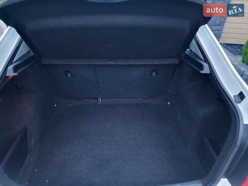 Хетчбек Skoda Rapid 2017 в Києві фото 5 Хетчбек Skoda Rapid 2017 в Києві