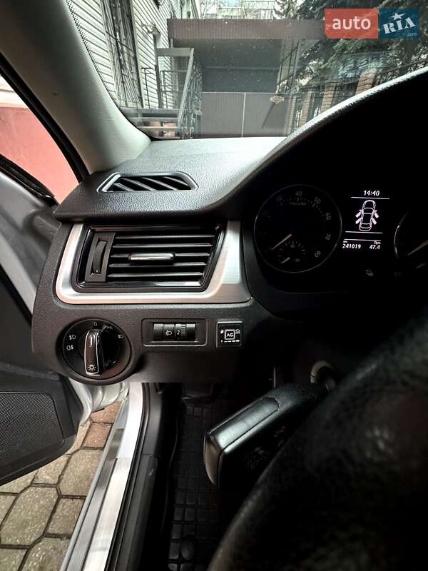 Лифтбек Skoda Rapid 2013 в Днепре