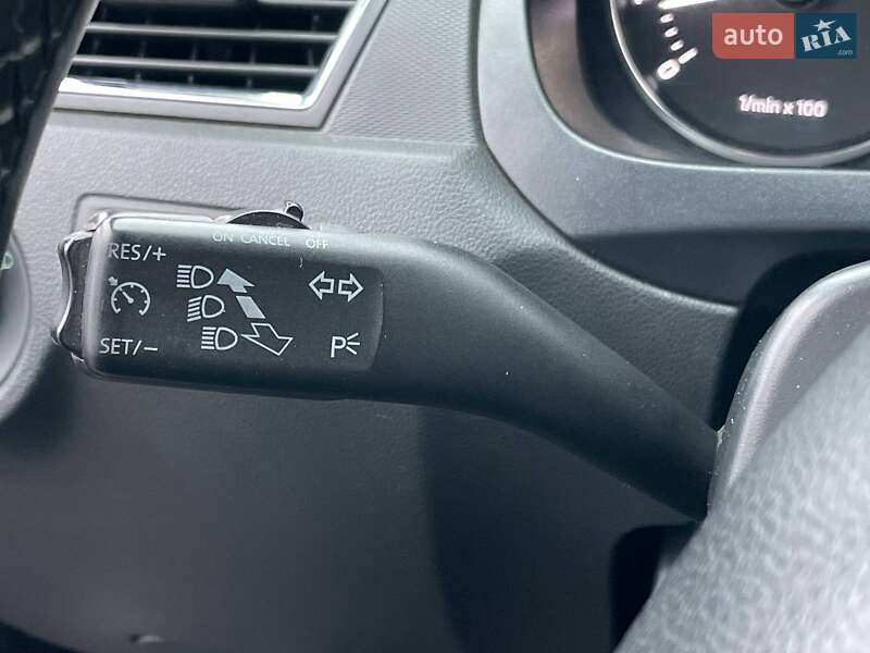 Ліфтбек Skoda Rapid 2013 в Києві фото 21 Ліфтбек Skoda Rapid 2013 в Києві