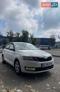 Хэтчбек Skoda Rapid 2014 в Львове