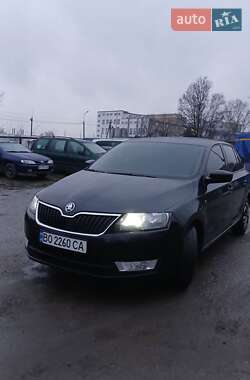 Лифтбек Skoda Rapid 2015 в Тернополе