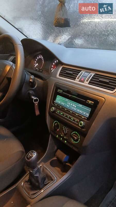 Лифтбек Skoda Rapid 2015 в Тернополе фото 43 Лифтбек Skoda Rapid 2015 в Тернополе