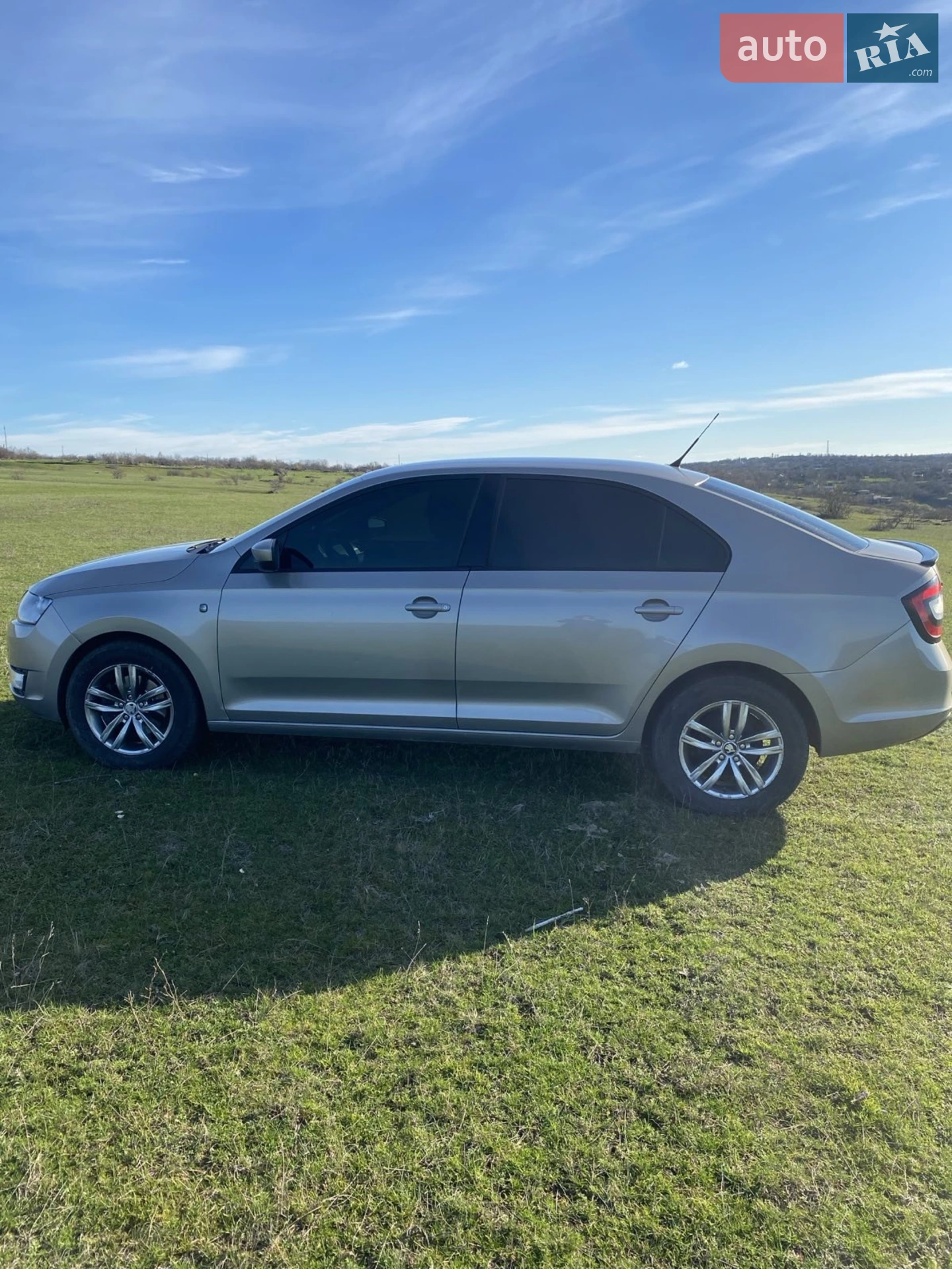 2013 Skoda Rapid - мініатюра 2