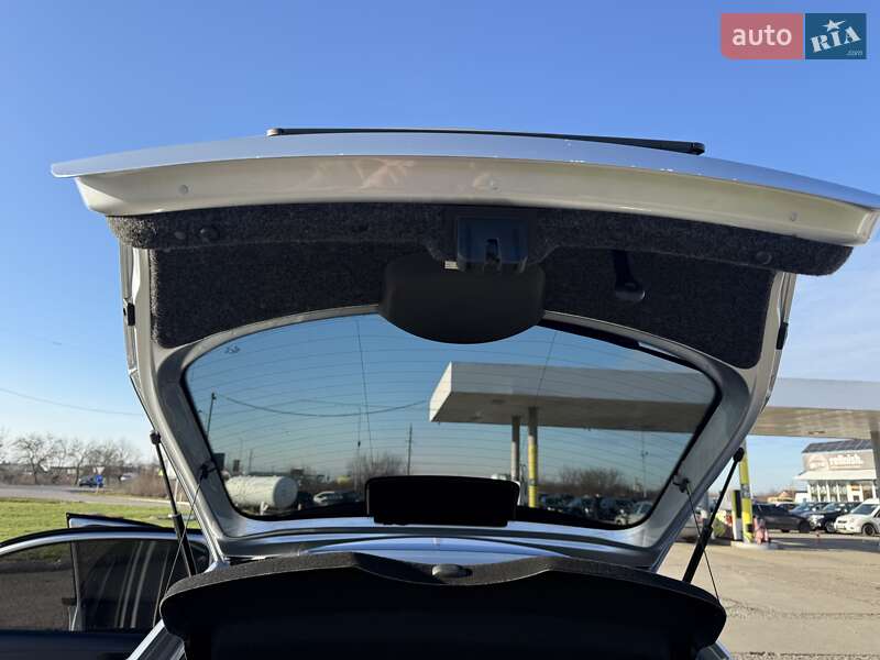 Ліфтбек Skoda Rapid 2012 в Ужгороді