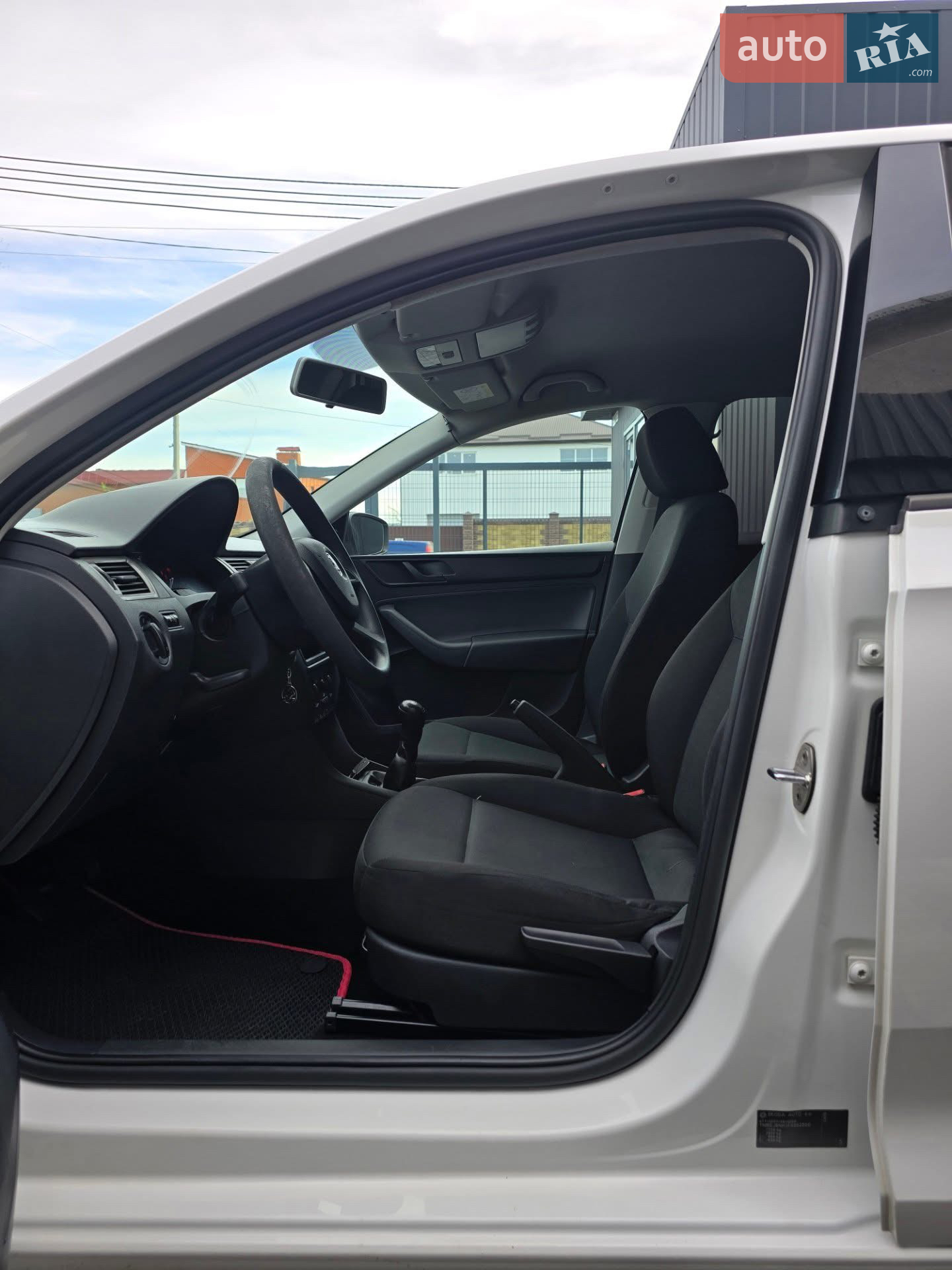 2015 Skoda Rapid - мініатюра 8