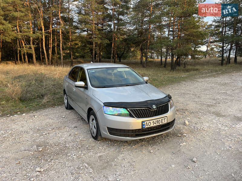 Ліфтбек Skoda Rapid 2014 в Кам'янському