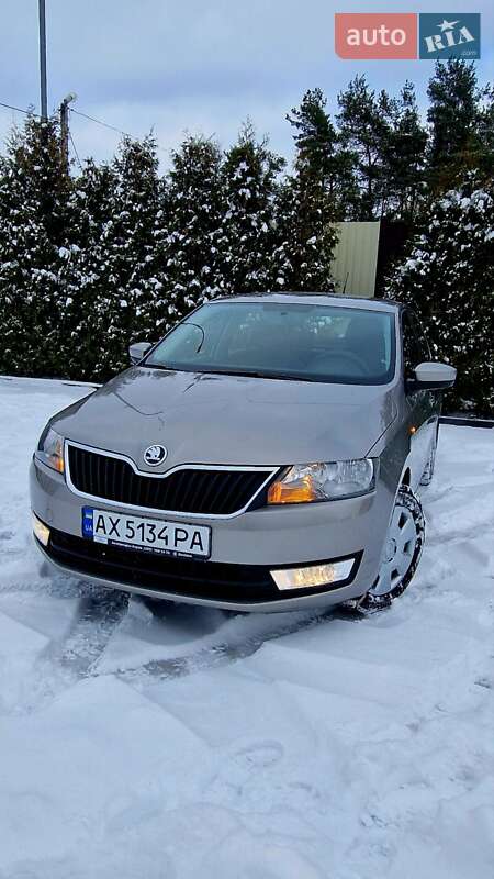Лифтбек Skoda Rapid 2013 в Песочине