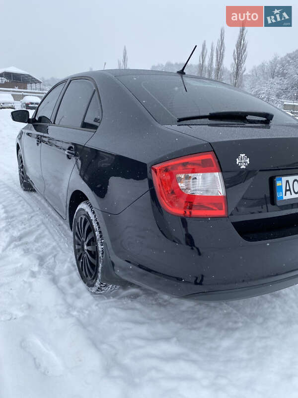 Лифтбек Skoda Rapid 2015 в Иршаве