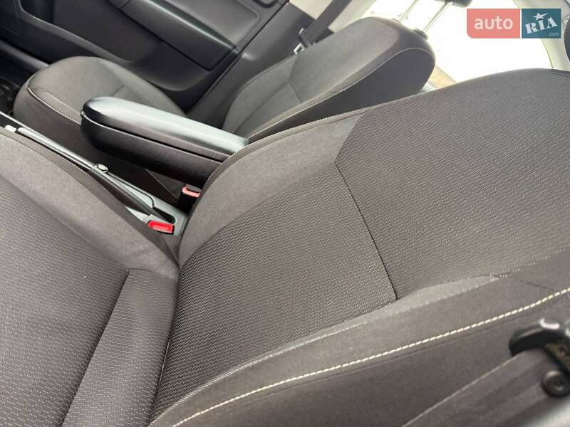 Лифтбек Skoda Rapid 2013 в Ахтырке фото 22 Лифтбек Skoda Rapid 2013 в Ахтырке