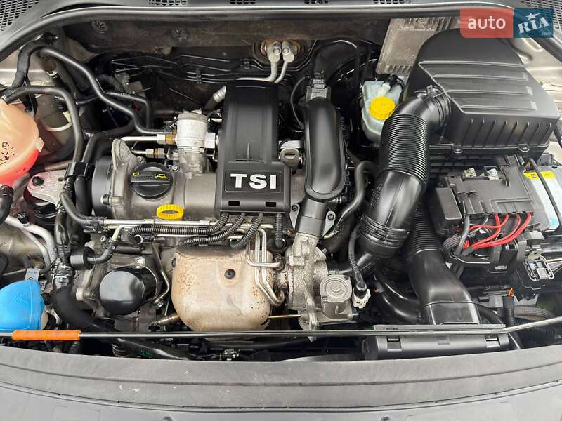 Лифтбек Skoda Rapid 2013 в Ахтырке фото 38 Лифтбек Skoda Rapid 2013 в Ахтырке