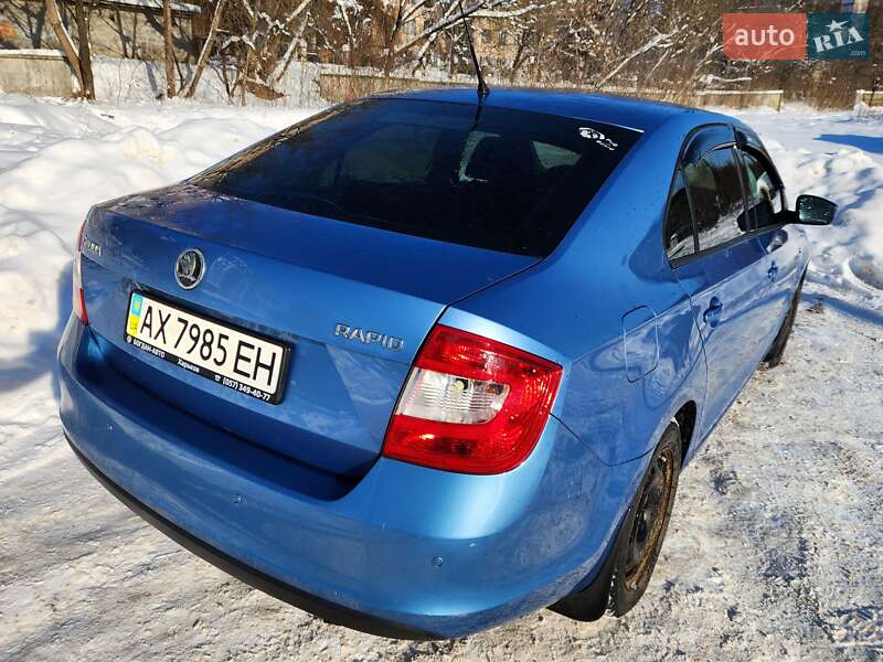 Лифтбек Skoda Rapid 2013 в Тернополе