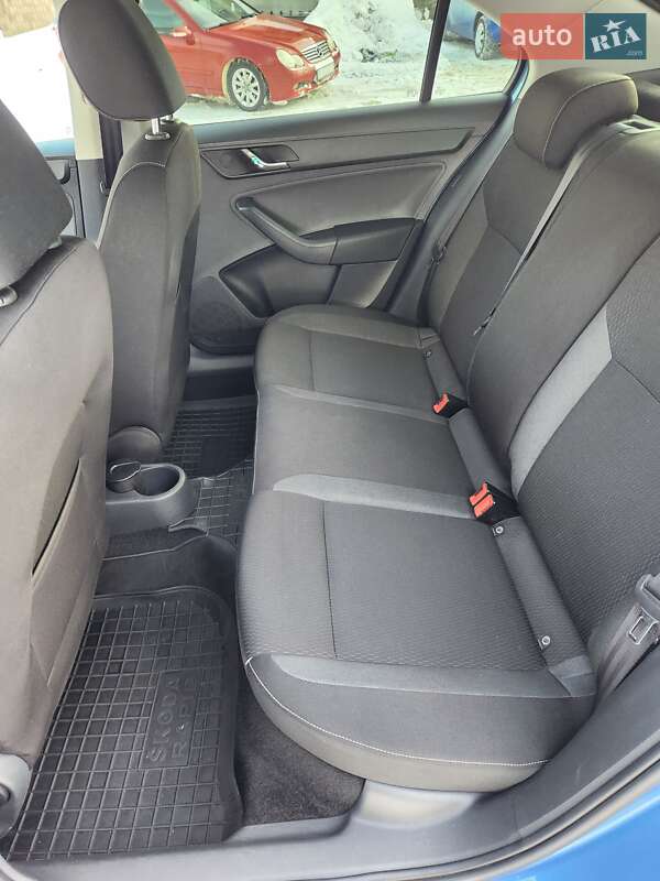 Лифтбек Skoda Rapid 2013 в Тернополе