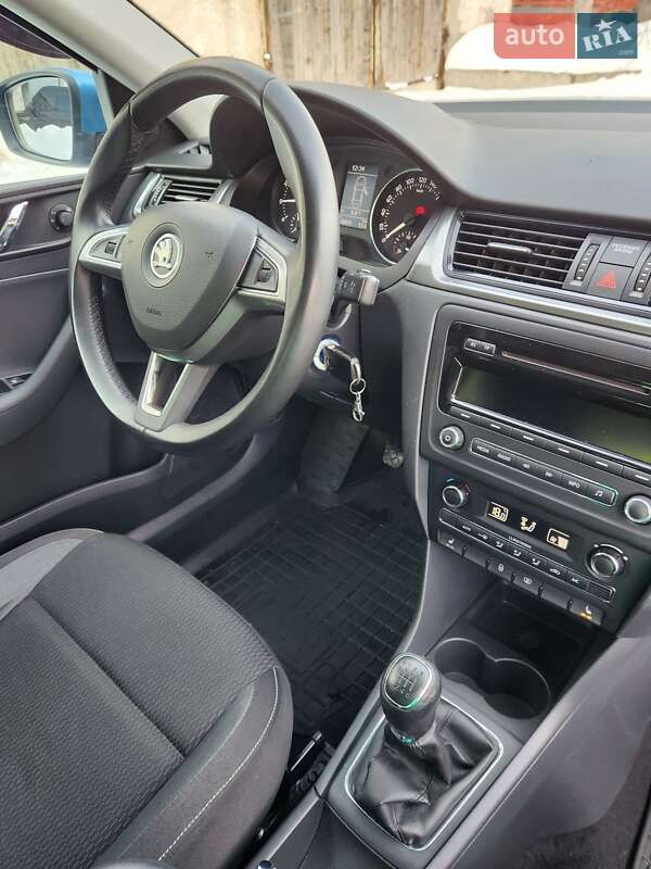 Лифтбек Skoda Rapid 2013 в Тернополе