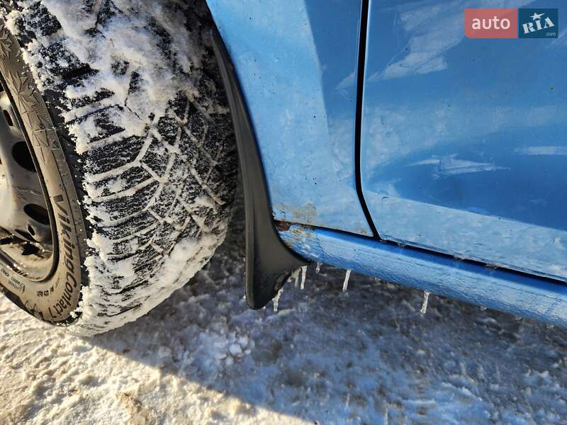 Лифтбек Skoda Rapid 2013 в Тернополе