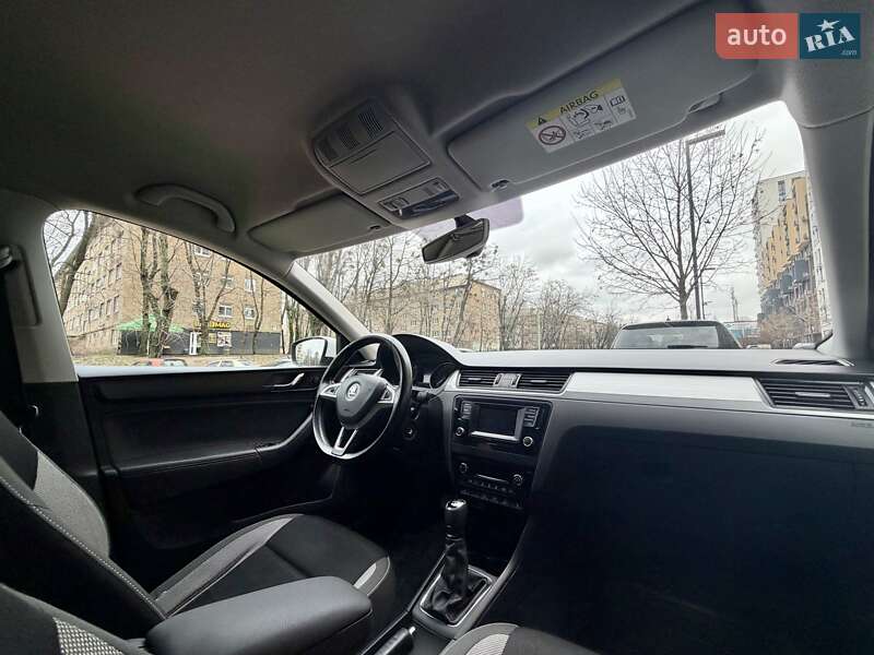 Лифтбек Skoda Rapid 2016 в Киеве