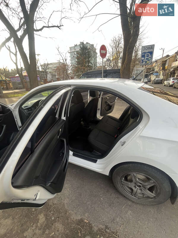 Ліфтбек Skoda Rapid 2013 в Одесі фото 11 Ліфтбек Skoda Rapid 2013 в Одесі