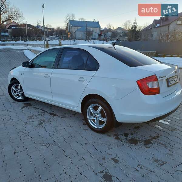 Лифтбек Skoda Rapid 2013 в Тернополе