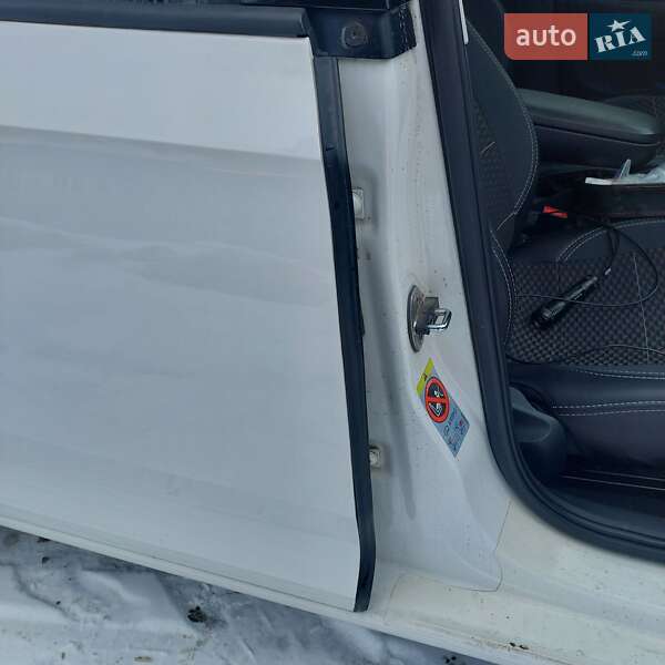 Лифтбек Skoda Rapid 2013 в Тернополе