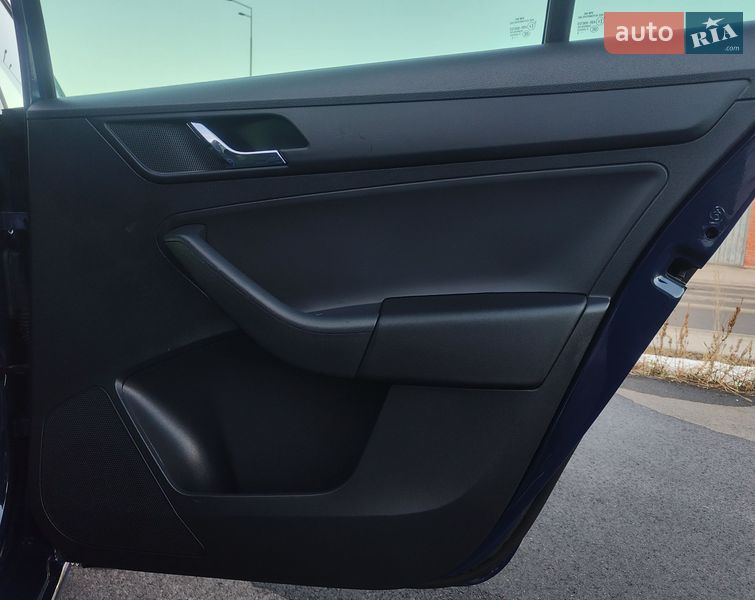 Хэтчбек Skoda Rapid 2015 в Виннице