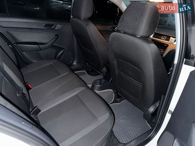 Лифтбек Skoda Rapid 2013 в Кременчуге