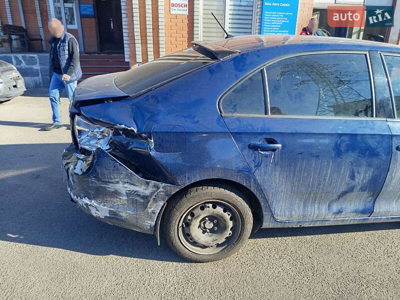 Лифтбек Skoda Rapid 2015 в Киеве