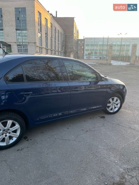 Лифтбек Skoda Rapid 2015 в Киеве