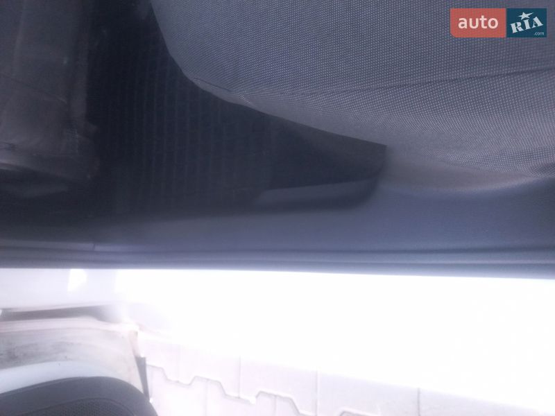 Лифтбек Skoda Rapid 2016 в Киеве фото 14 Лифтбек Skoda Rapid 2016 в Киеве