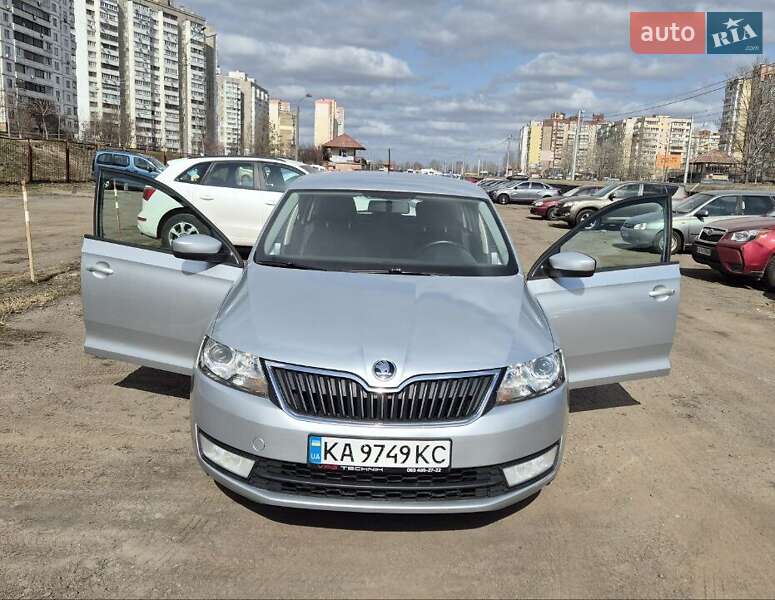 Хэтчбек Skoda Rapid 2014 в Киеве