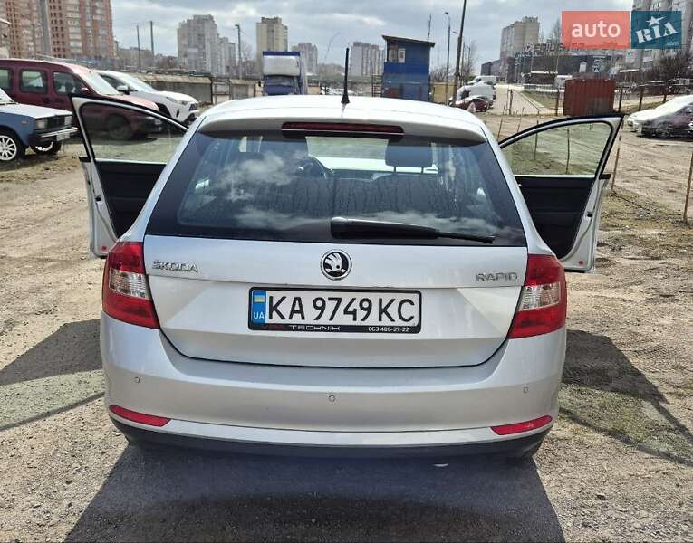 Хэтчбек Skoda Rapid 2014 в Киеве