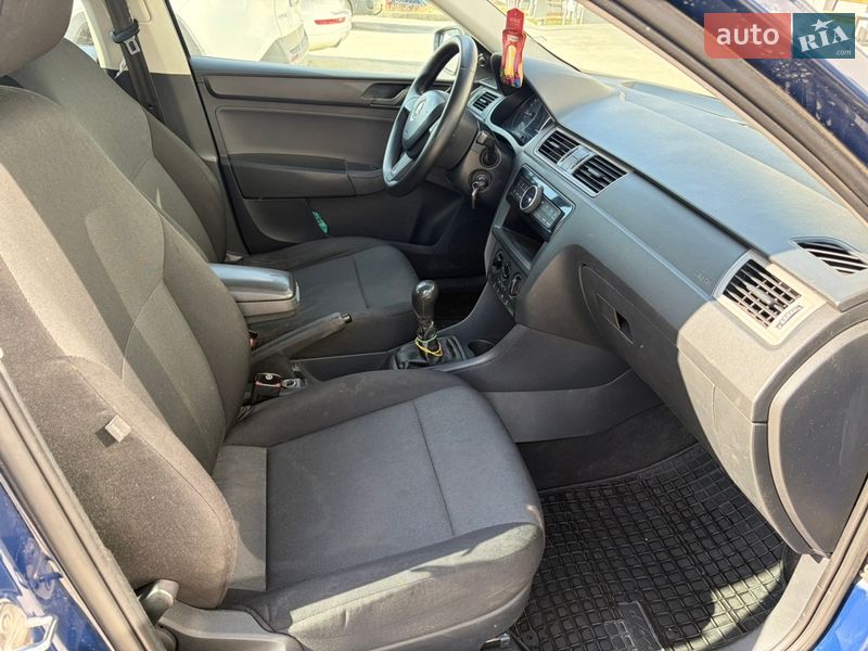 Лифтбек Skoda Rapid 2015 в Новояворовске