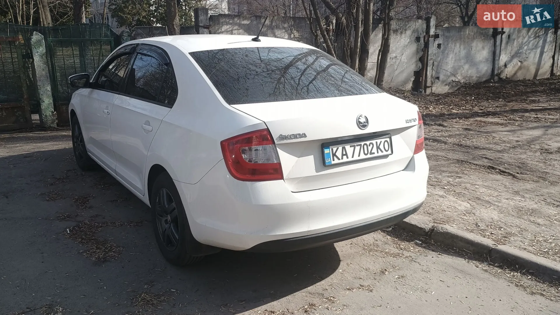 Skoda Rapid 2016 VIN TMBAC2NH0GB100488 фото оголошення 7 з 9