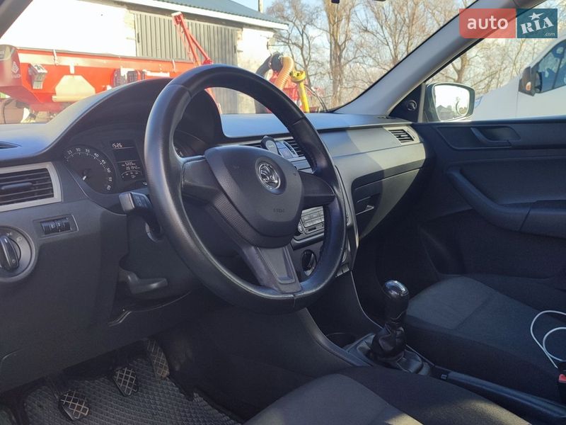 Лифтбек Skoda Rapid 2014 в Драбове фото 14 Лифтбек Skoda Rapid 2014 в Драбове