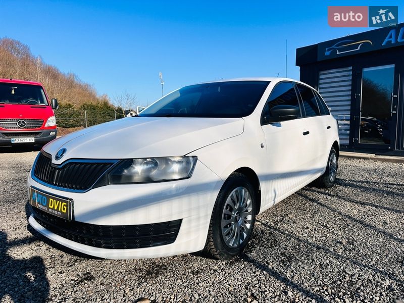 Хетчбек Skoda Rapid 2015 в Іршаві фото Хетчбек Skoda Rapid 2015 в Іршаві