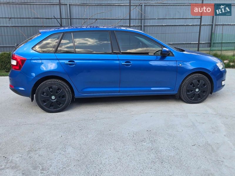Хэтчбек Skoda Rapid 2014 в Киеве