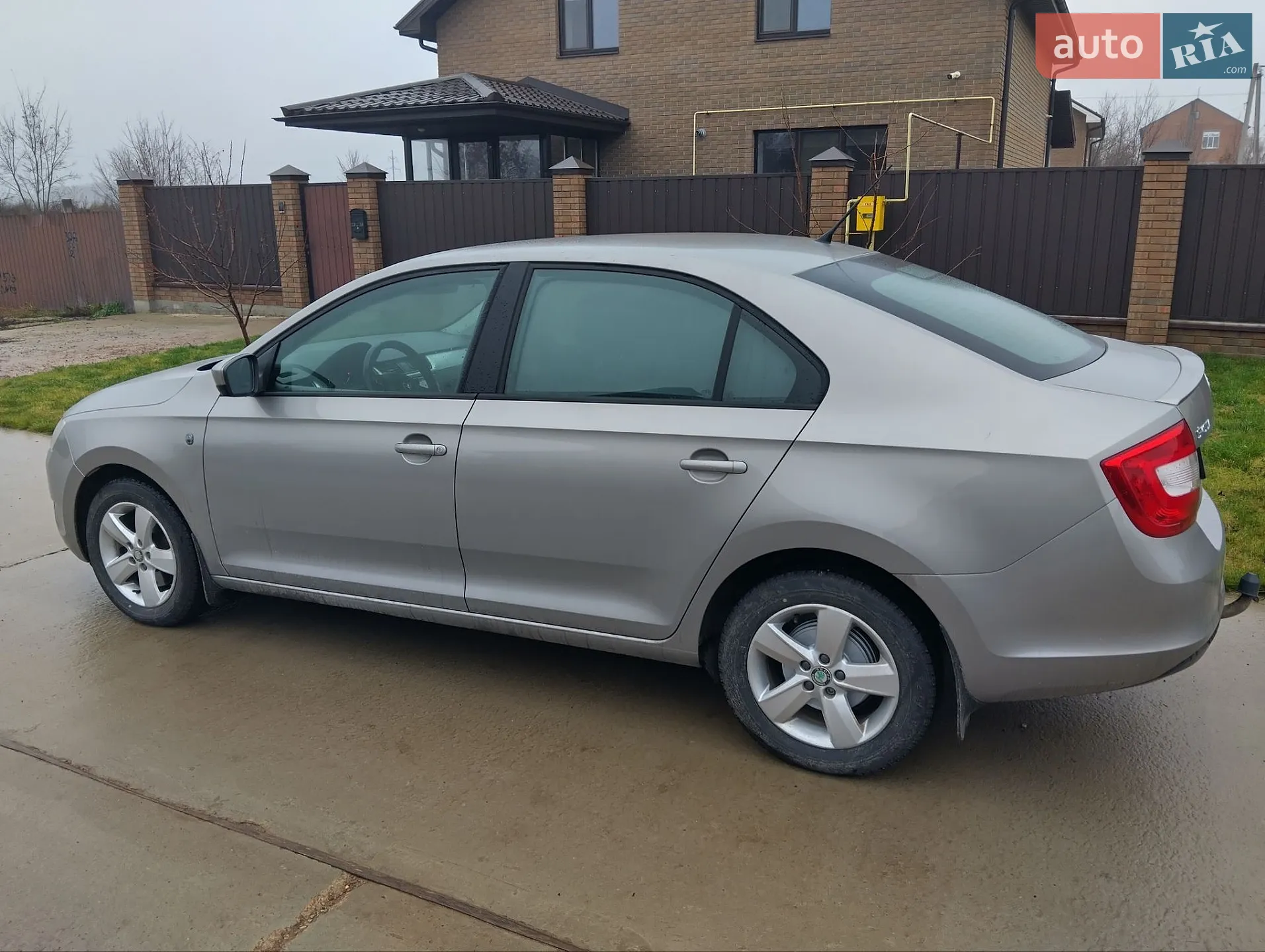 2013 Skoda Rapid - мініатюра 2