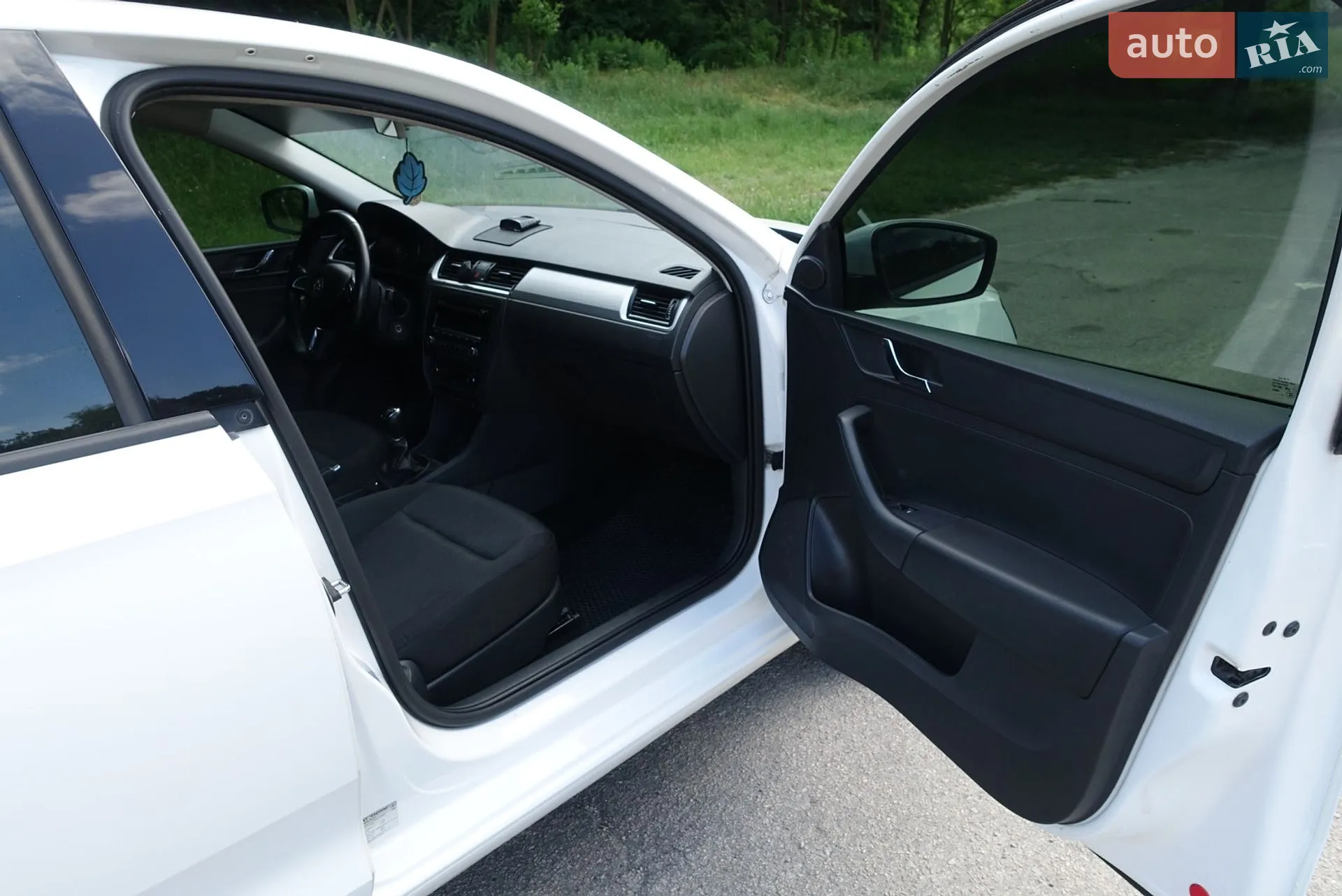 2013 Skoda Rapid - мініатюра 11