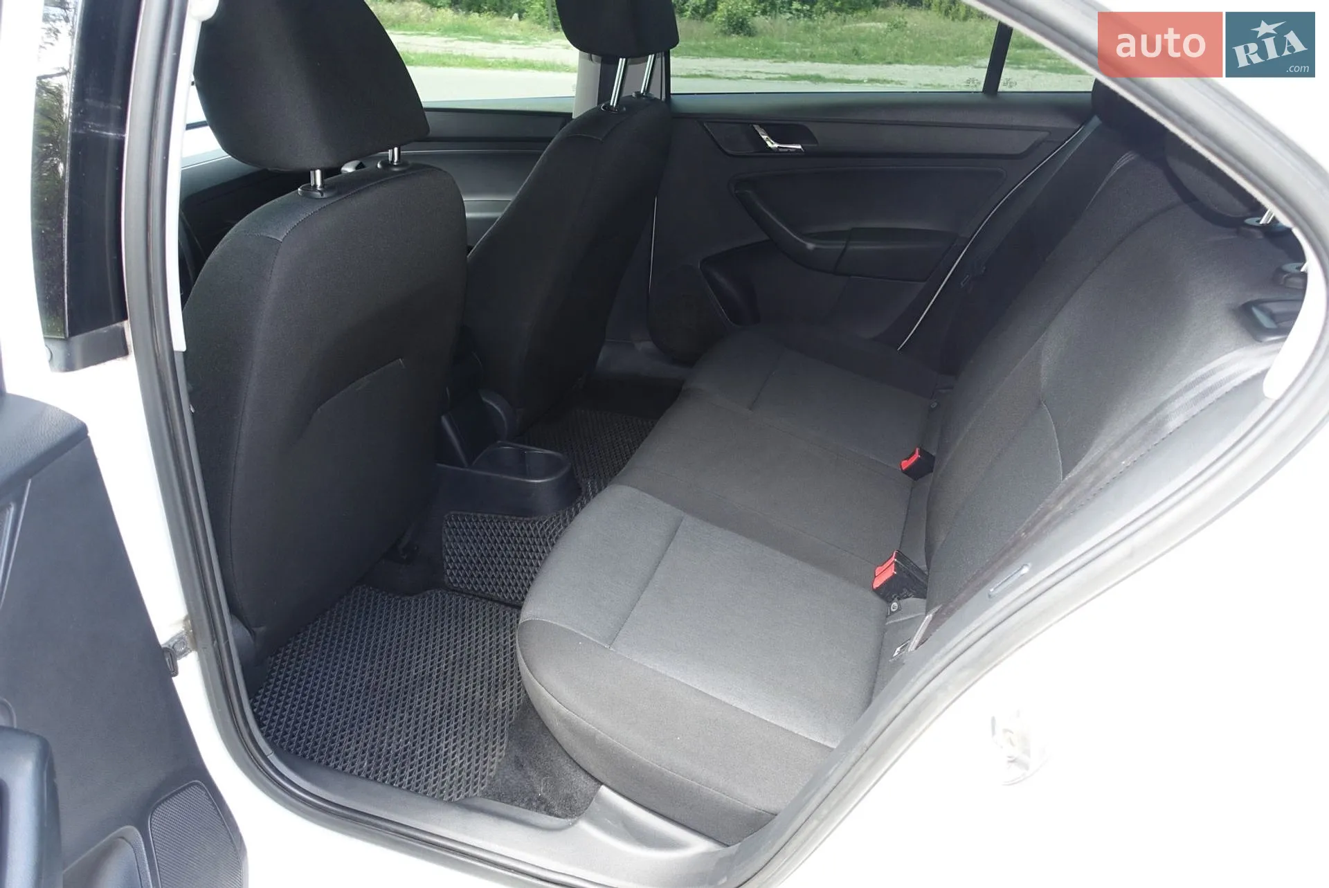 2013 Skoda Rapid - мініатюра 13