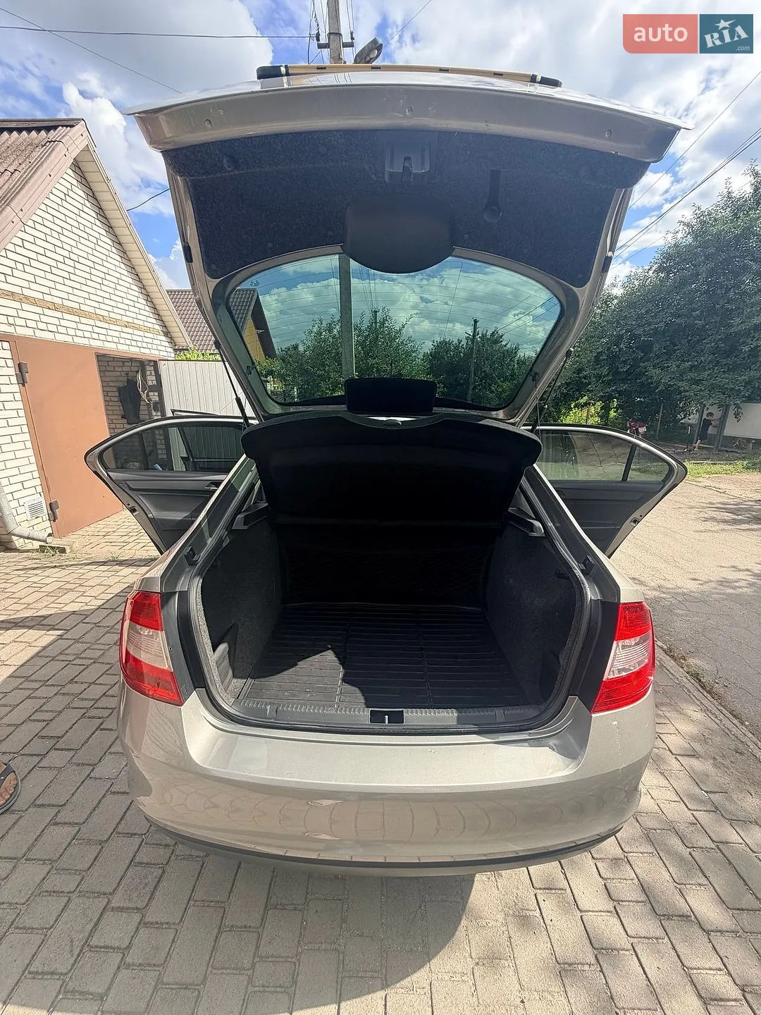 2013 Skoda Rapid - мініатюра 9