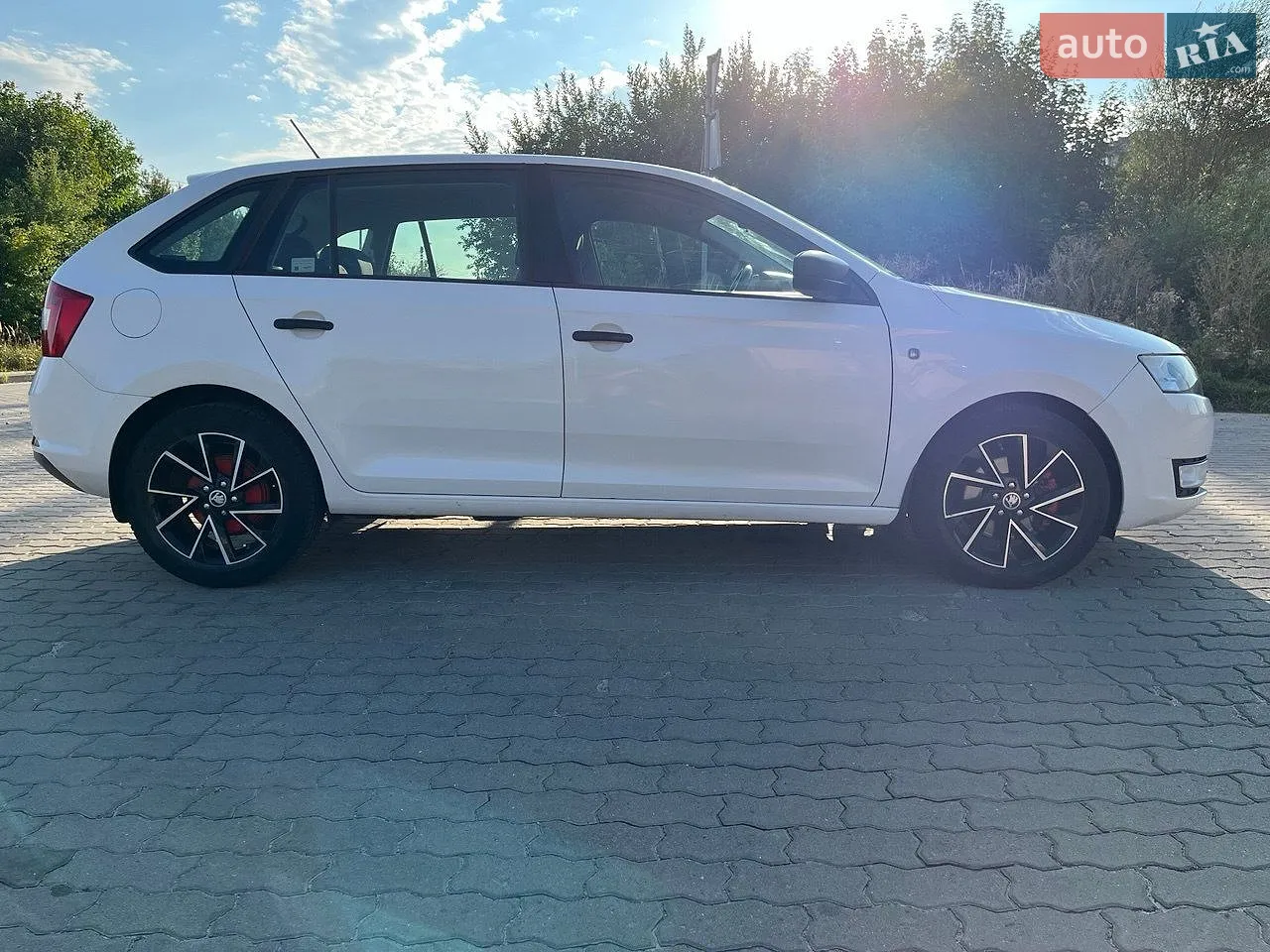 2015 Skoda Rapid - мініатюра 9
