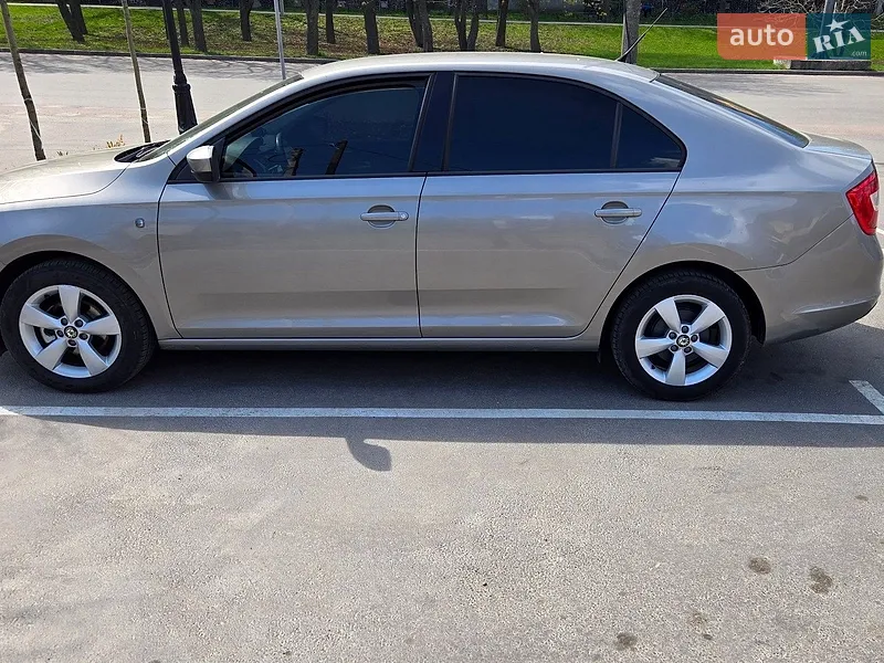 Skoda Rapid 2013