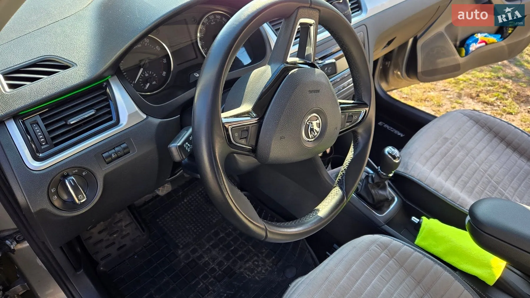2013 Skoda Rapid - мініатюра 12