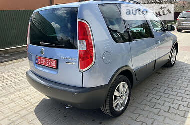 Мінівен Skoda Roomster Scout 2008 в 