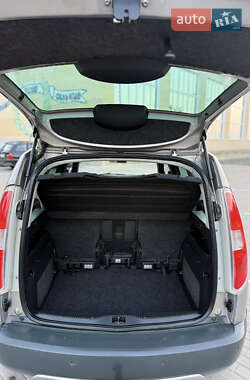 Мінівен Skoda Roomster Scout 2008 в 