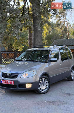 Минивэн Skoda Roomster Scout 2008 в Луцке