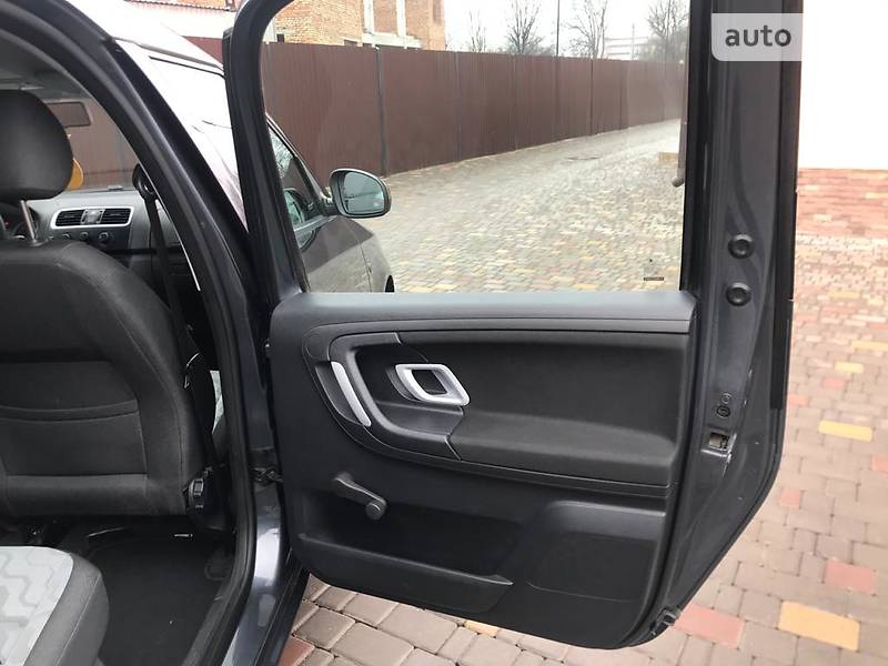 Універсал Skoda Roomster 2008 в Кам'янець-Подільському