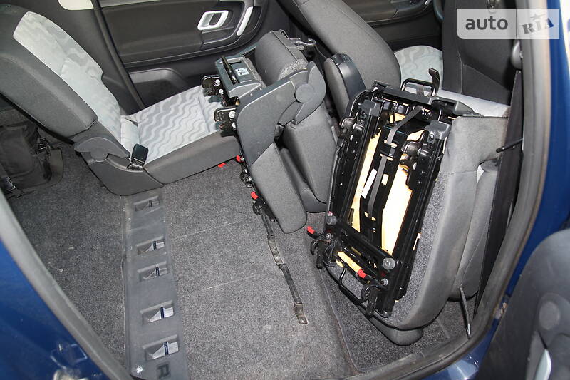 Мінівен Skoda Roomster 2009 в Кременці фото 40 Мінівен Skoda Roomster 2009 в Кременці