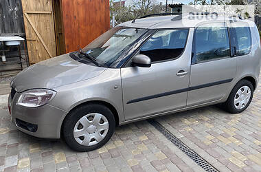 Хетчбек Skoda Roomster 2007 в 
